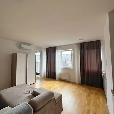 Flat In With A Garage Апартаменты *